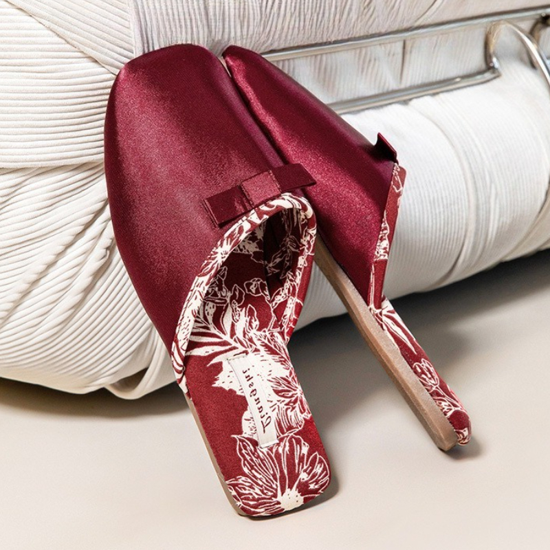 Luxury Silk Print Design Flat  - مراجعة Home Decor Luxury وسعره