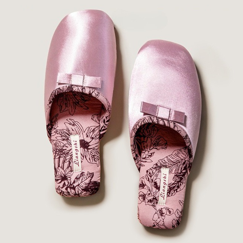 Luxury Silk Print Design Flat  - مراجعة Home Decor Luxury وسعره