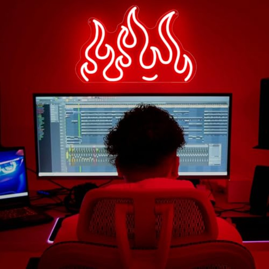 Neon Sign LED Wall Light for G - مراجعة Home Decor Games وسعره