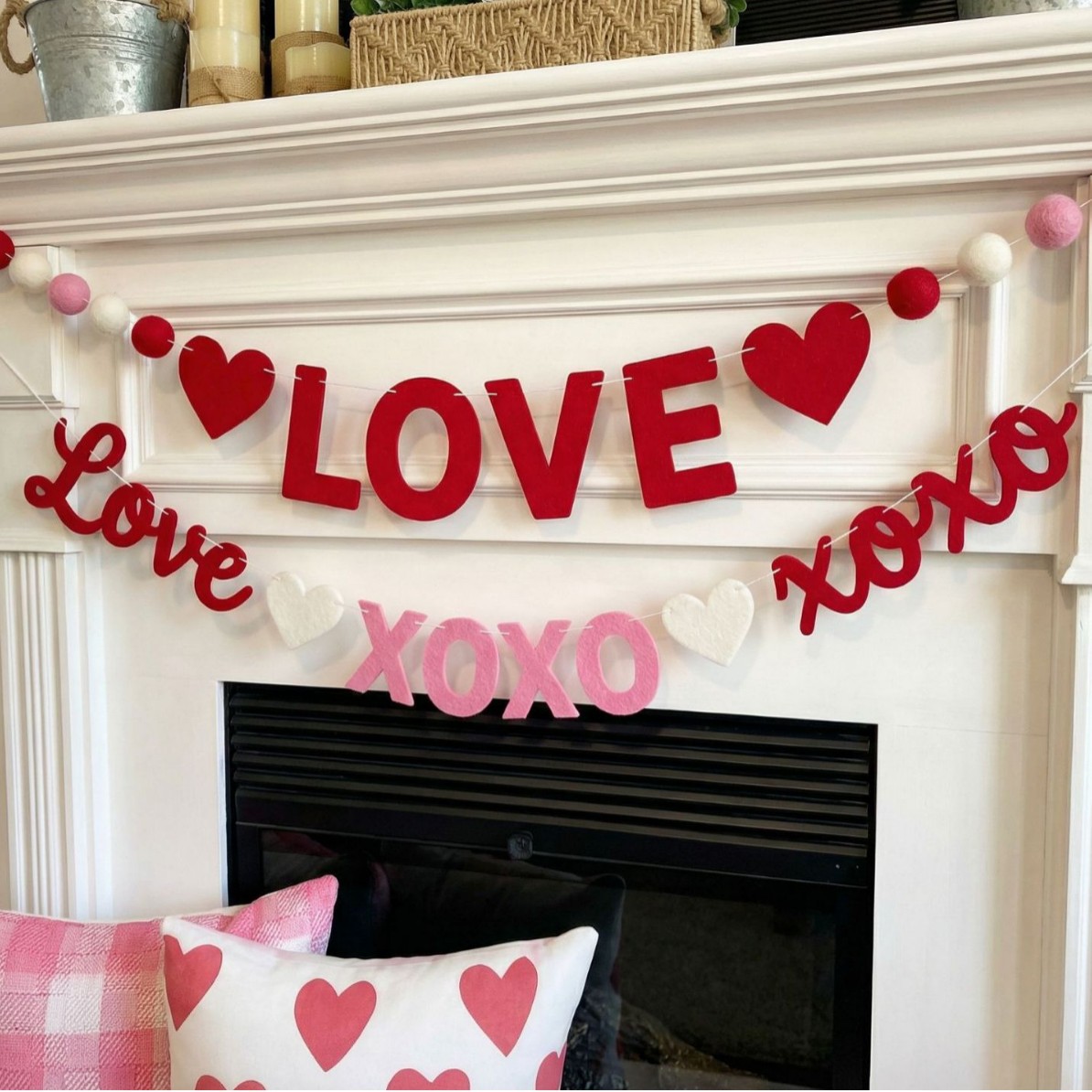 Valentine's Day LOVE Heart Pom - مراجعة Home Decor Garland وسعره
